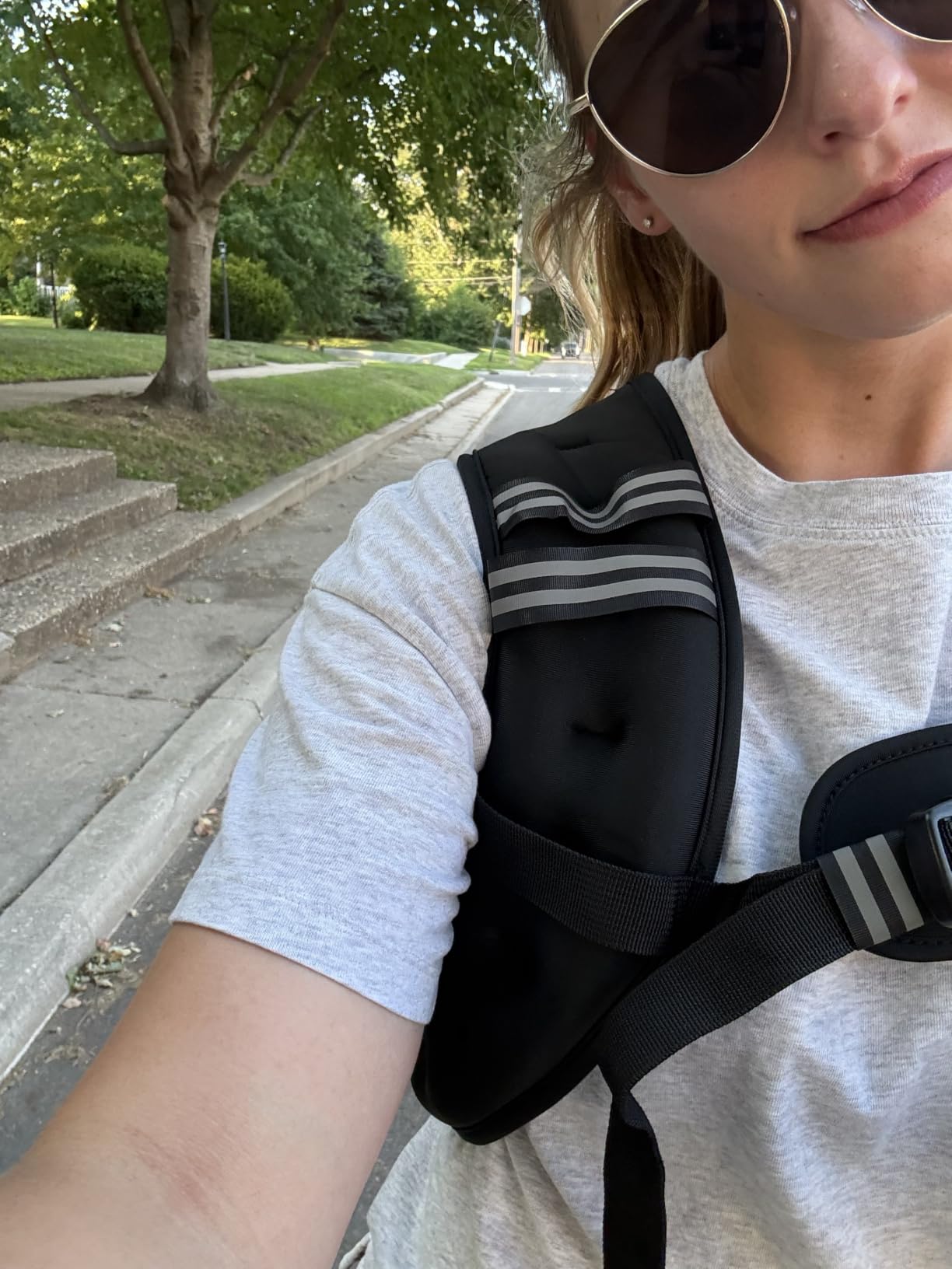 Henkelion Weighted Vest Weight Vest for Men Women Kids Weights Included, Body Weight Vests Adjustable for Running, Training Workout, Jogging, Walking customer photo 2