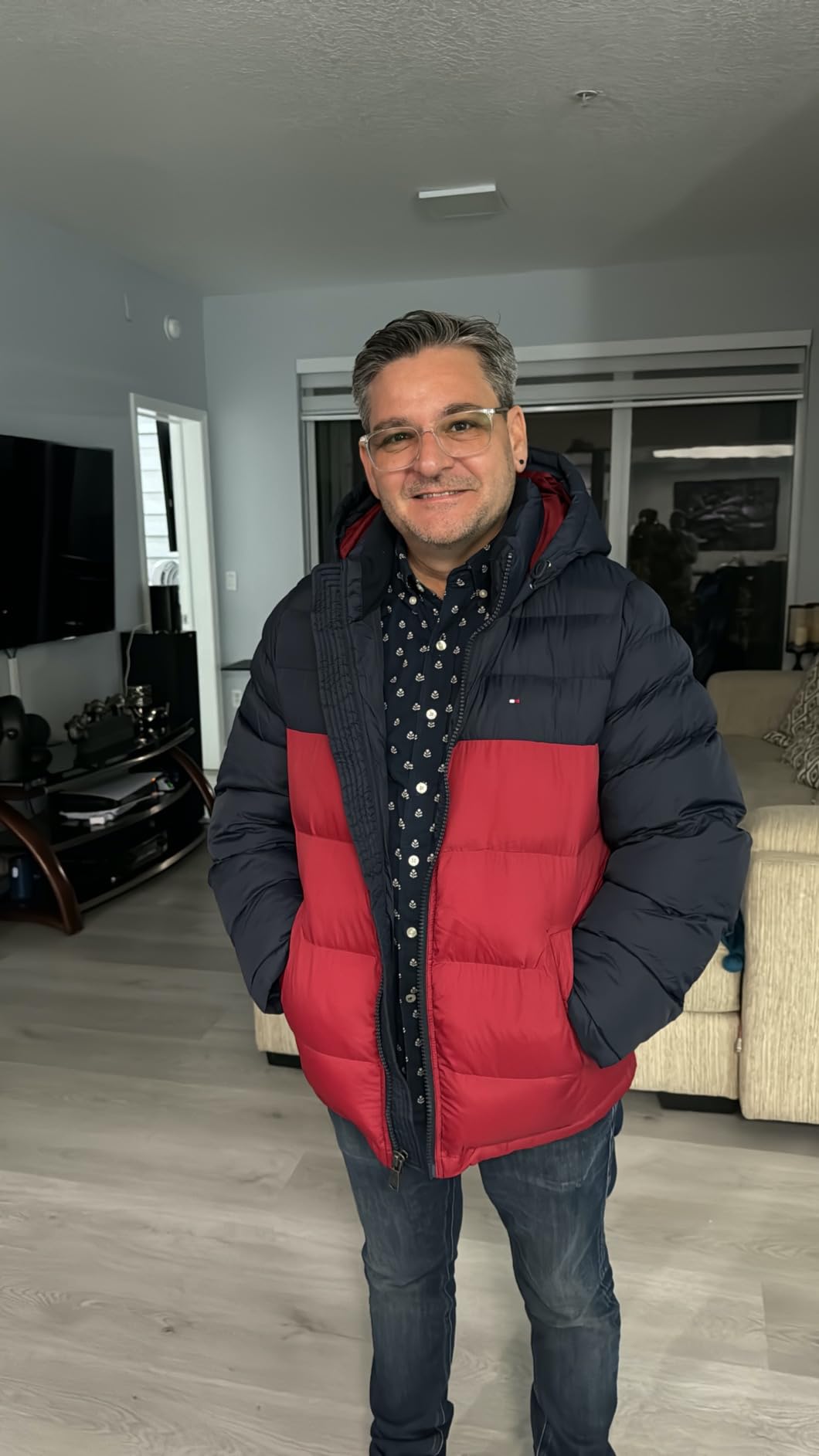 Tommy Hilfiger Men's Down Alternative Hooded Puffer Jacket (Standard and Big & Tall) customer photo 1