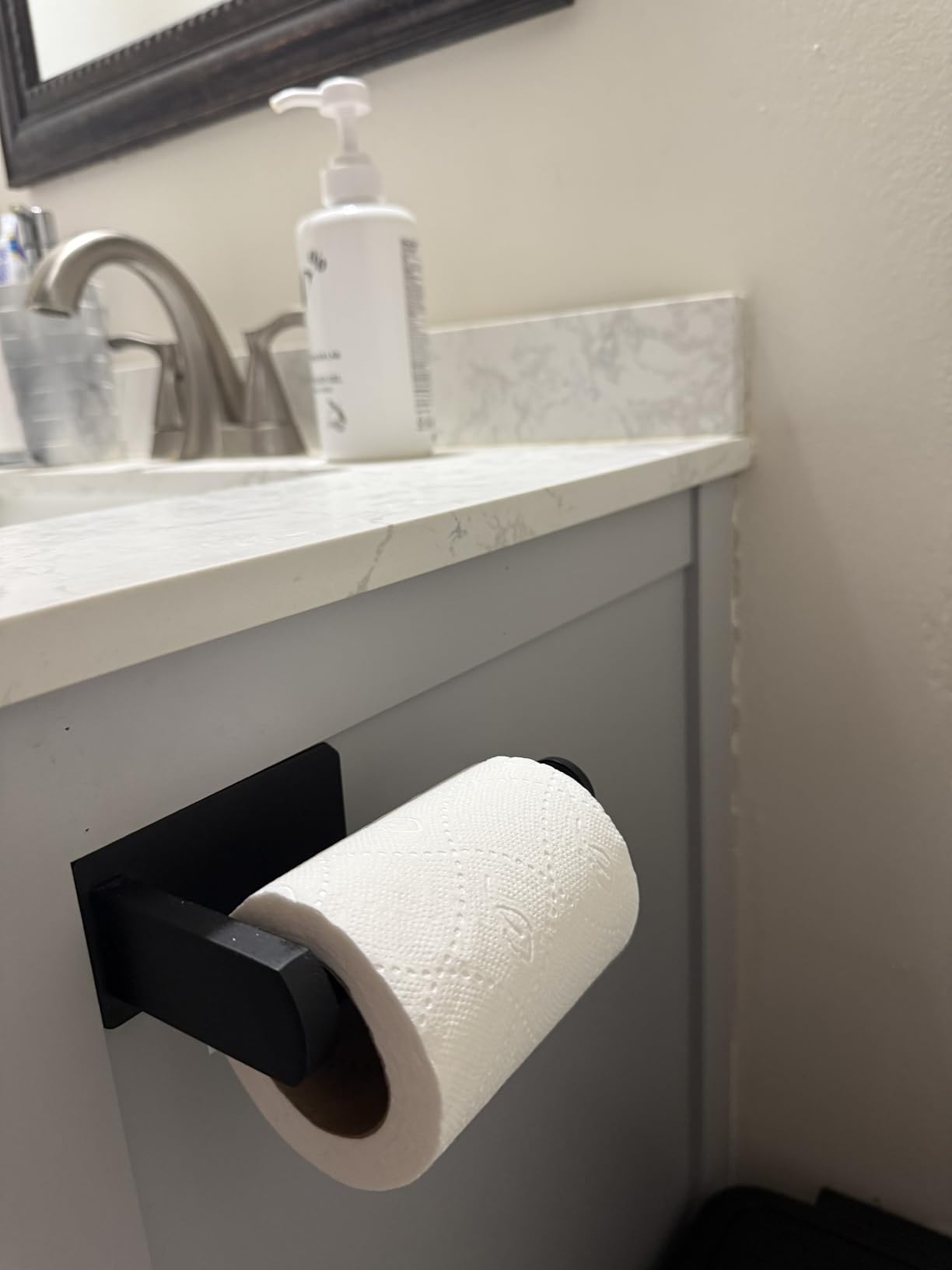 VAEHOLD Self Adhesive Toilet Paper Holder Kitchen Washroom Adhesive Toilet Roll Holder No Drilling for Bathroom Stick on Wall Stainless Steel Brushed Black customer photo 2