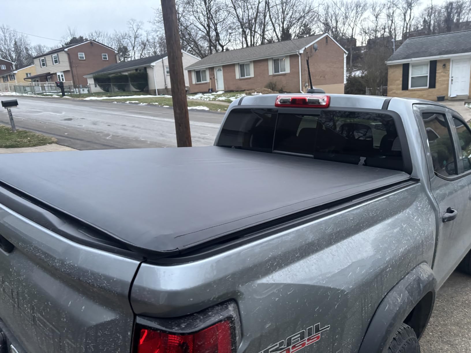 YITAMOTOR Soft Roll Up Tonneau Cover for 2015-2026 Colorado/Canyon 5.2ft customer photo 1