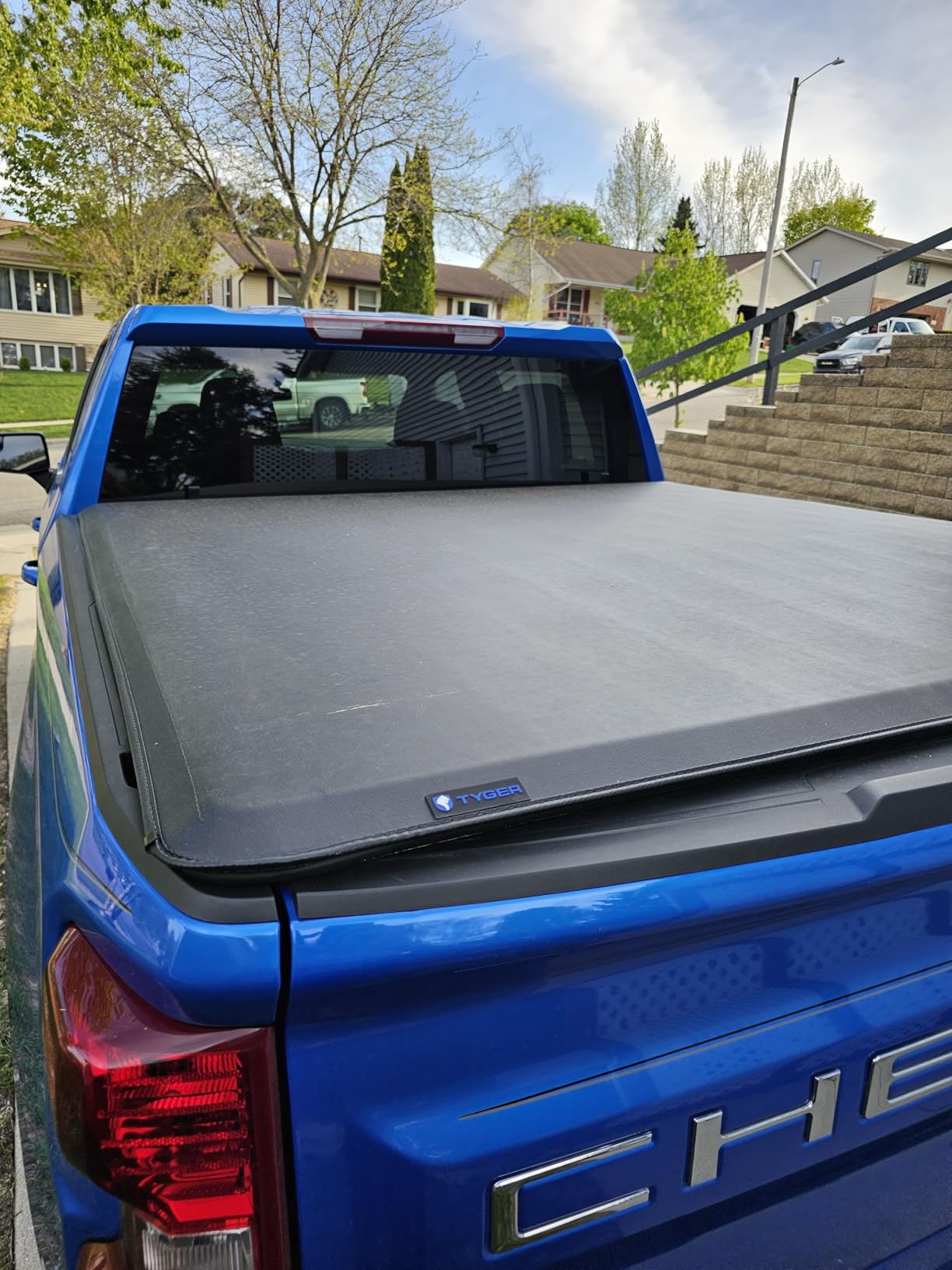 Tyger Auto T1 Soft Roll-up Truck Bed Tonneau Cover Compatible with 2019-2026 Chevy Silverado GMC Sierra 1500 (Not Fit 19 LD; 19-25 Classic) | 6'7