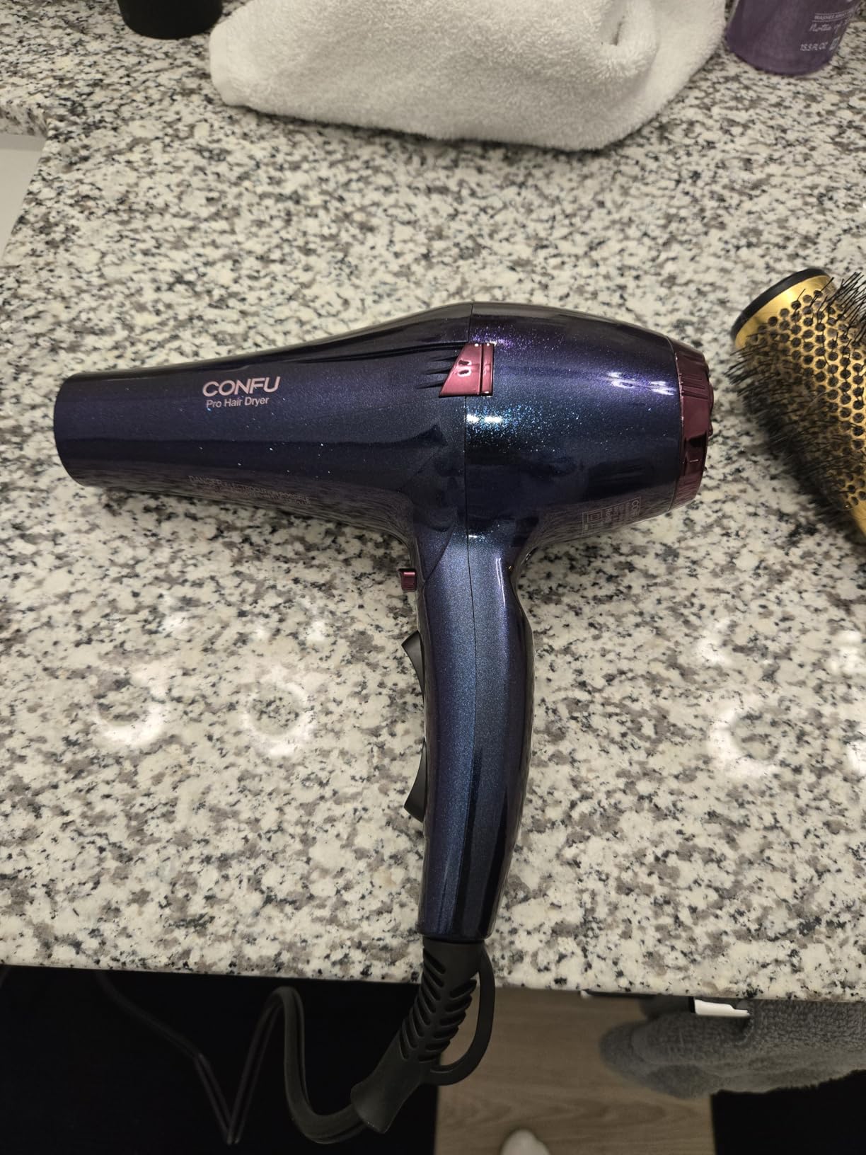 CONFU Hair Dryer Pro, Professional Ionic Salon Blow Dryer with Diffuser for Women and Men, 5X Fast Drying, Powerful and Quiet Hair Blow Dryer for Fast & Easy Styling (1875 Watts) customer photo 2