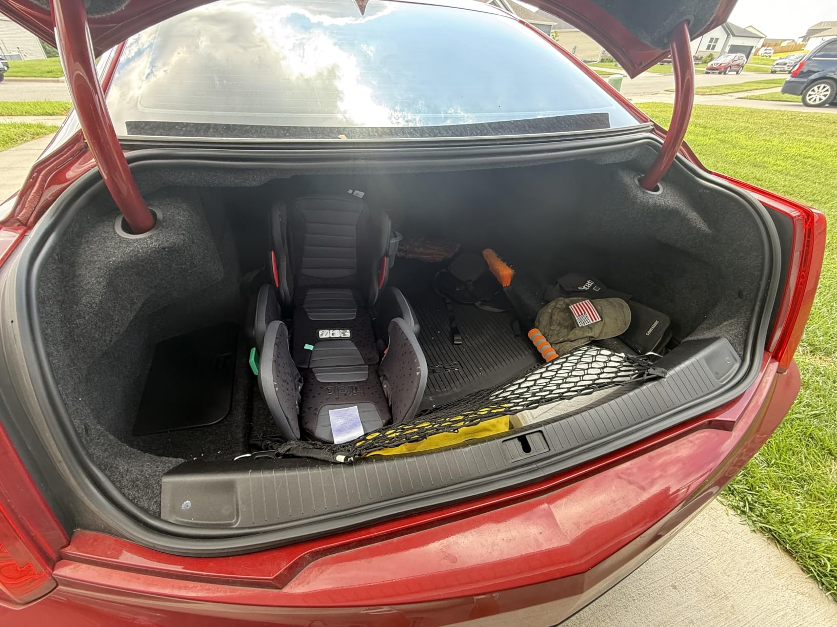 Mifold Hifold Adjustable Kids High Back Booster Car Seat with Strap – Slate Grey customer photo 1