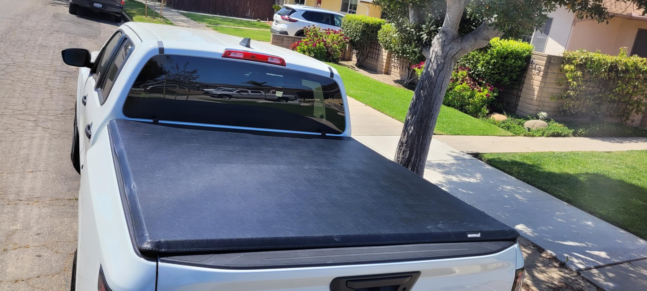 MOSTPLUS 5FT Tri Fold Soft Folding Truck Bed Tonneau Cover Compatible with Nissan Frontier 2005-2025 2026 Fleetside/Suzuki Equator 2009-2014 On Top 60Inch customer photo 2