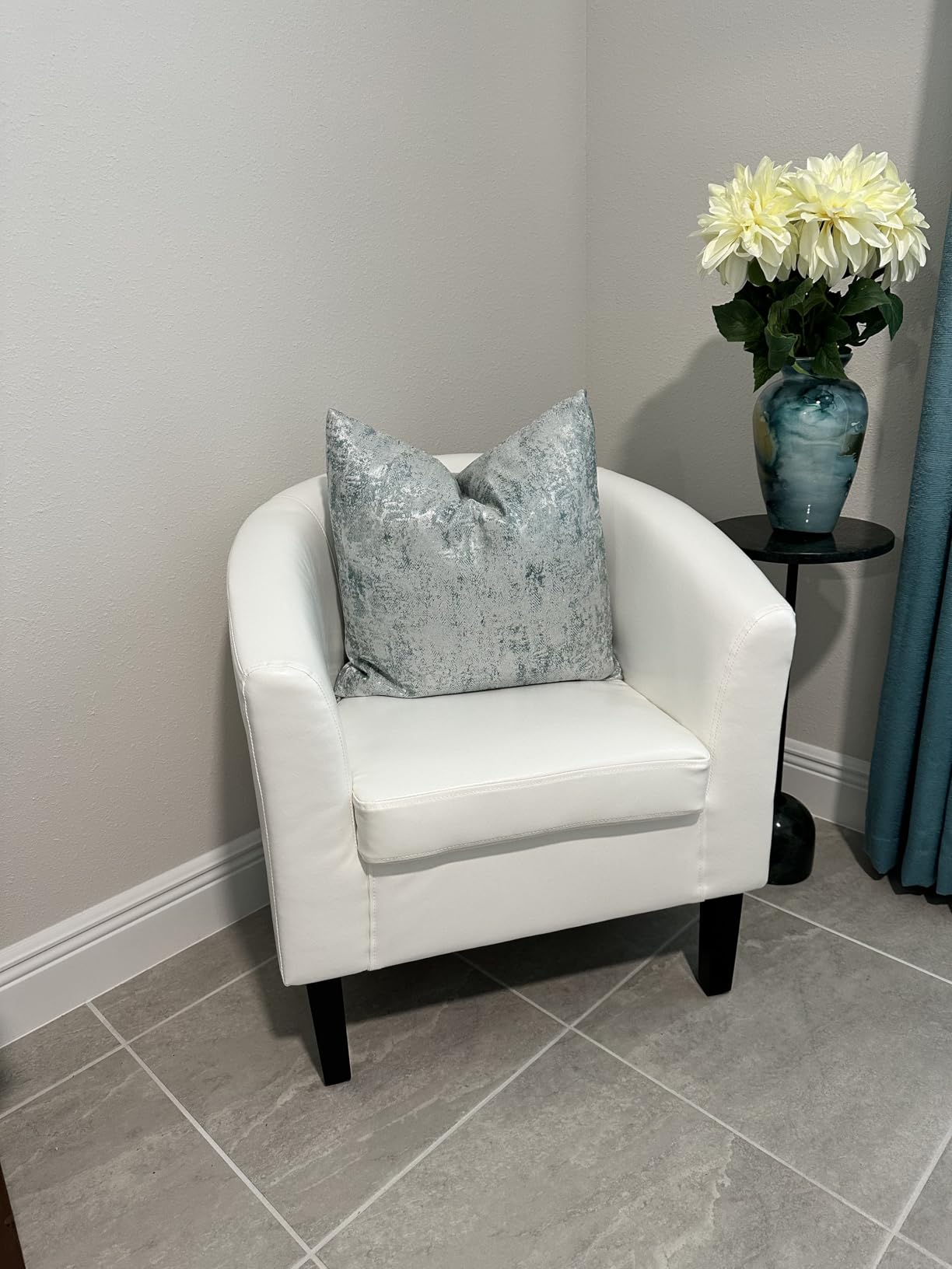 BELLEZE Accent Barrel Chair, Linen Round Chair Club Tub Sofa Corner Chair with Flared Legs and Cozy Soft Padding for Living Room Bedroom Waiting Room - White & Gray customer photo 2