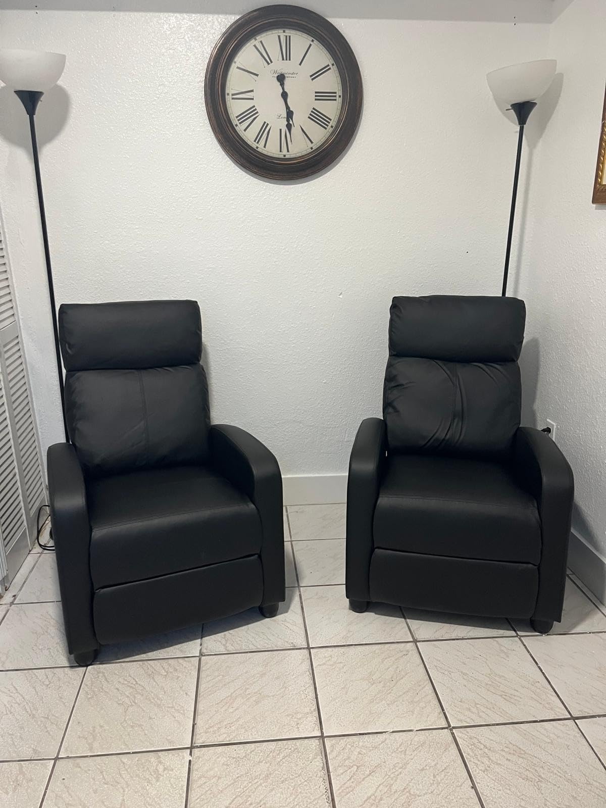 Yaheetech Recliner Chair with 3 Adjustable Angles Living Room Chairs Black customer photo 1