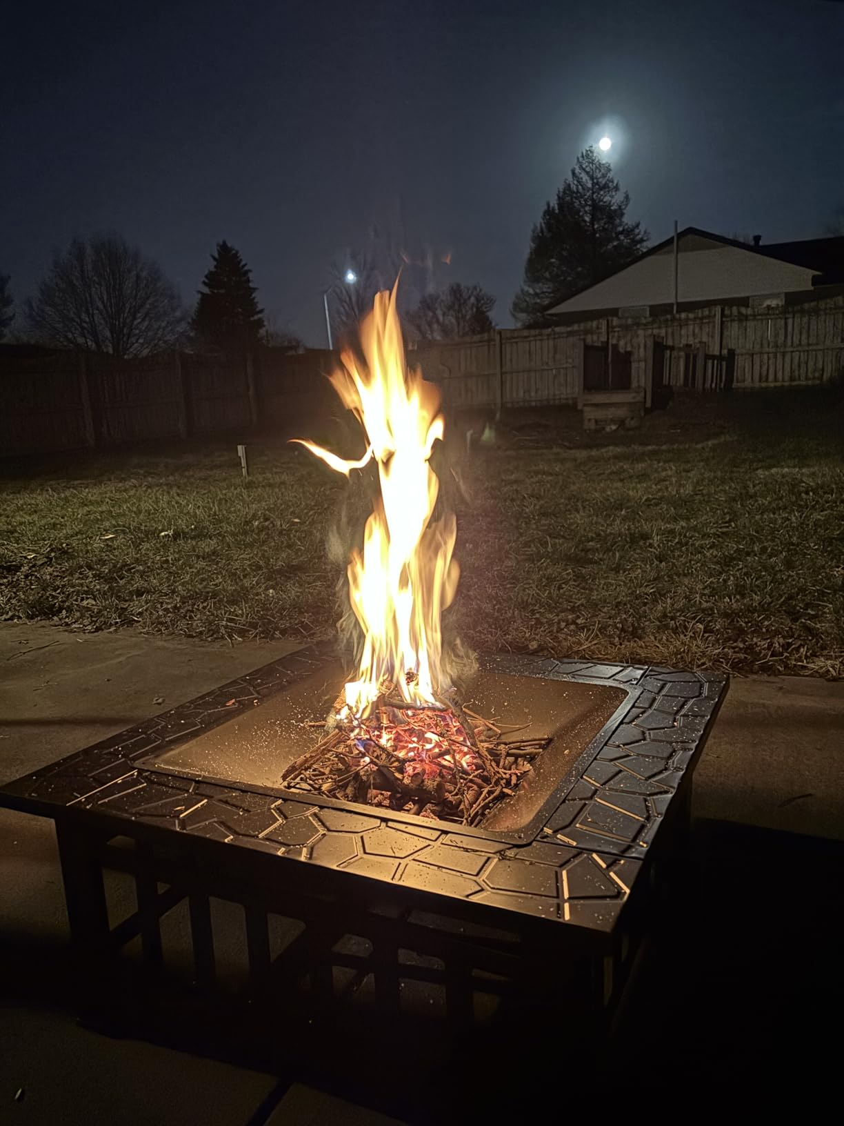 Yaheetech Multifunctional Fire Pit Table 32in Square Metal Firepit Stove customer photo 2