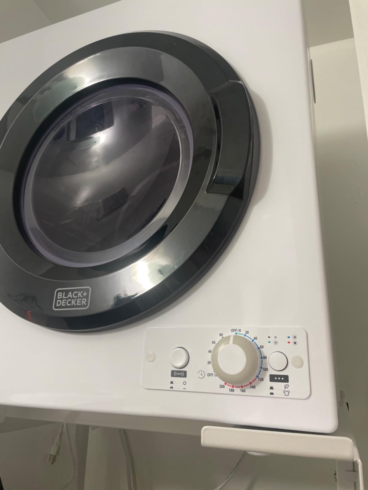 BLACK+DECKER 3.5 Cu. Ft. Portable Dryer, 13.2 lb. Capacity, 120V, BCED37 customer photo 2