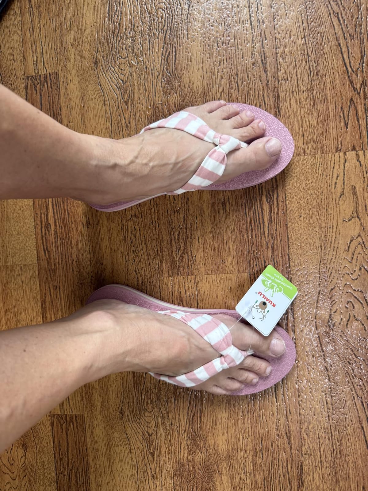 KuaiLu Flip Flops for Women with Arch Support Summer Beach Thong Sandals customer photo 1