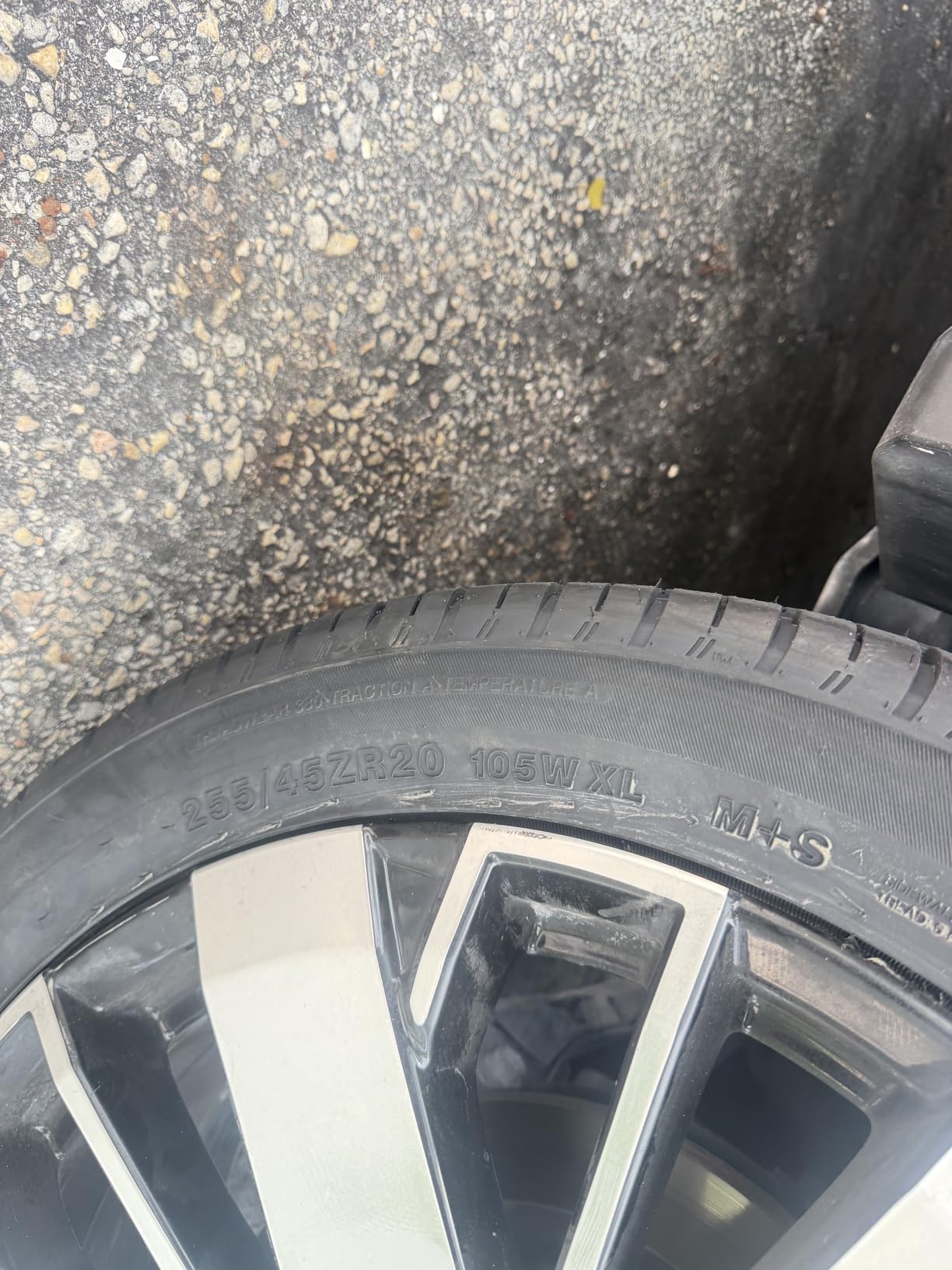 Fullway HP108 205/55R16 91V SL All Season Performance Passenger Tire customer photo 1