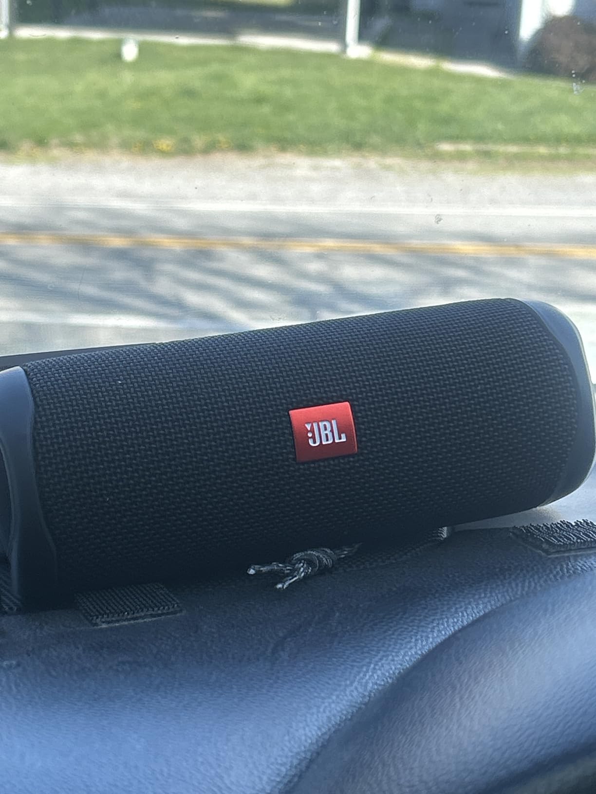 JBL Flip 5 Portable Waterproof Wireless Bluetooth Speaker - Black Camo customer photo 1