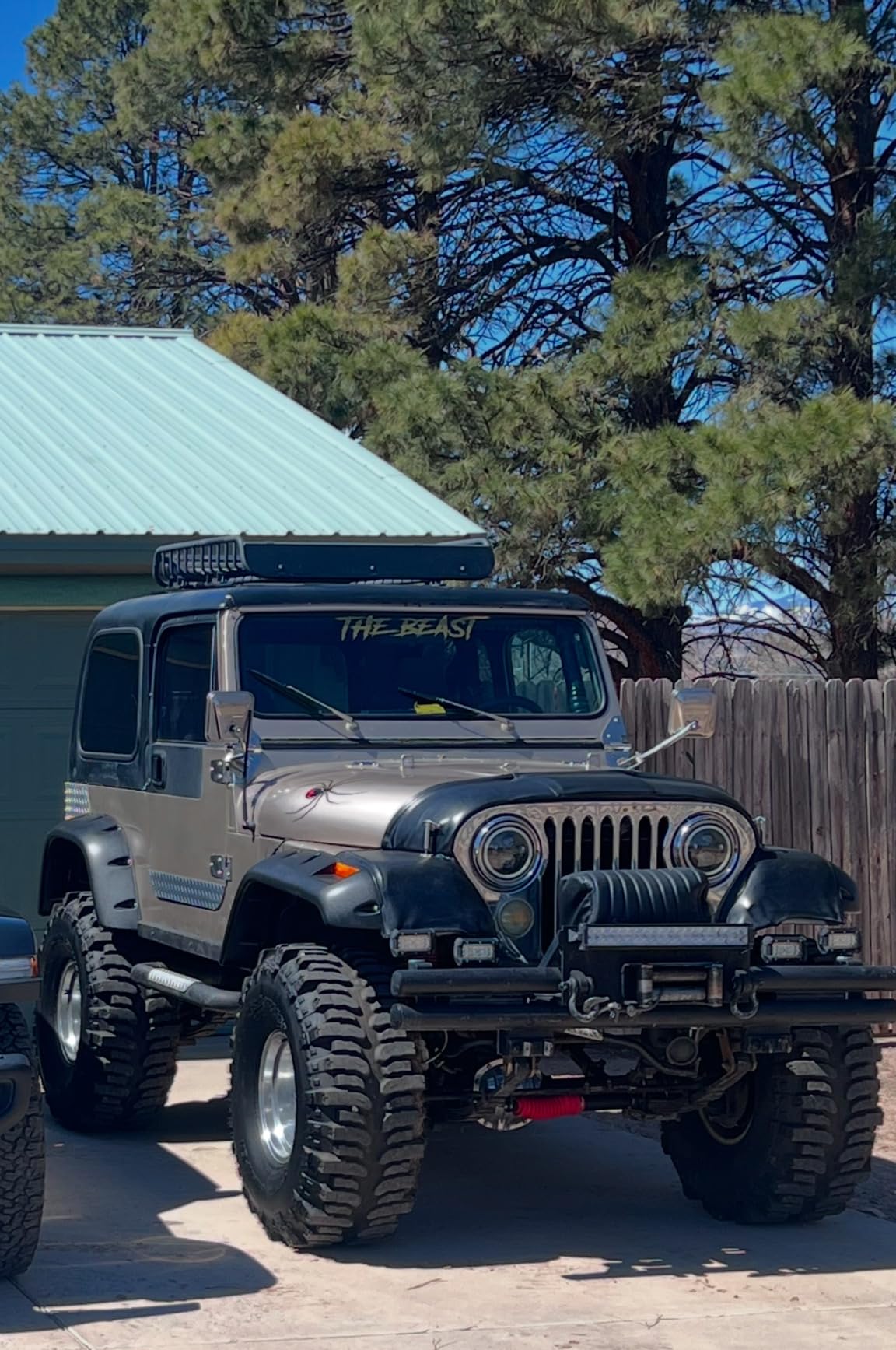 GOODYEAR WRANGLER DURATRAC - LT275/70R18 125R E/10 OWL customer photo 1