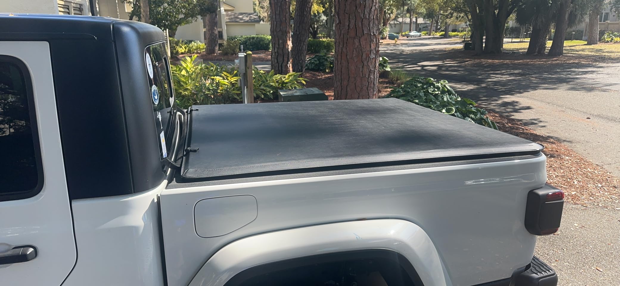 oEdRo Soft Roll Up Tonneau Cover Fit for 2020-2026 Jeep Gladiator JT 5ft customer photo 1