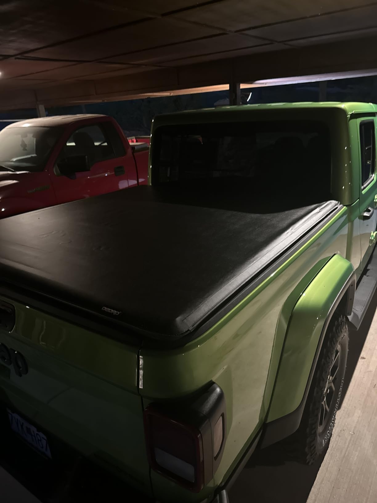 oEdRo Soft Roll Up Tonneau Cover Fit for 2020-2026 Jeep Gladiator JT 5ft customer photo 2