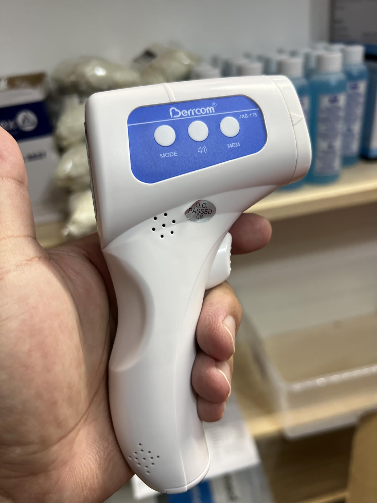 Berrcom Thermometer, 3 in 1 Contactless Infrared Fever Check Thermometer for Forehead, Ideal for Baby, Infant, Kids, and Adults, Batteries Not Included, JXB-178 (White) customer photo 1