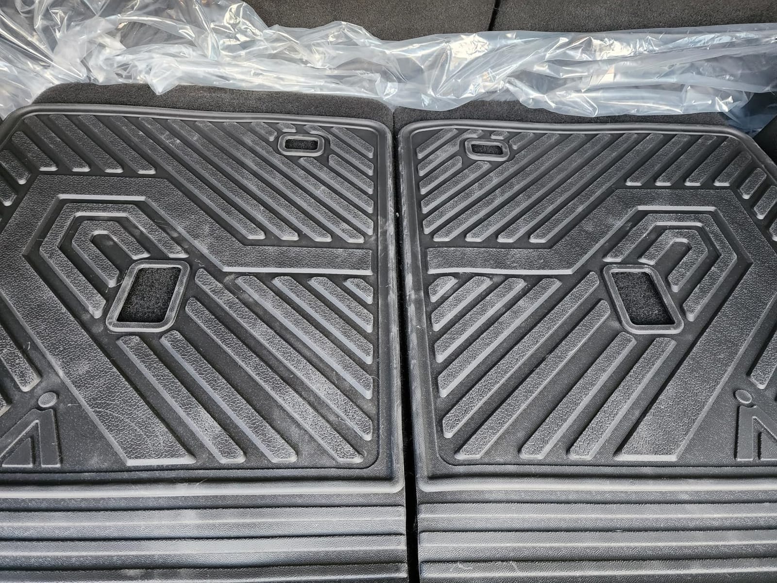 LASFIT Floor Mats for Ford F-150 2015-2026 SuperCrew, w/o Fold Flat Storage customer photo 2
