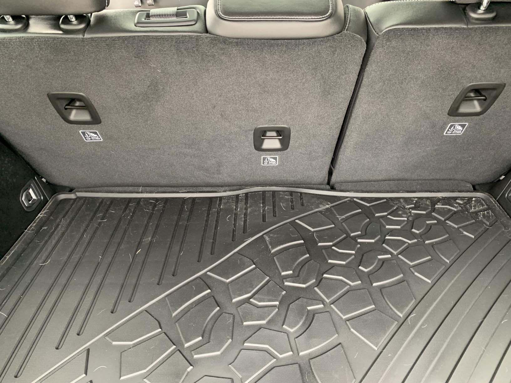 3W Floor Mats&Cargo Liner Compatible for Jeep Wrangler JL 2018-2025 2026 Unlimited 4-Door with Subwoofer (Non JK or 4XE) All-Weather TPE Floor Liner for 1st, 2nd Row and Trunk Full Set Car Mats,Black customer photo 2