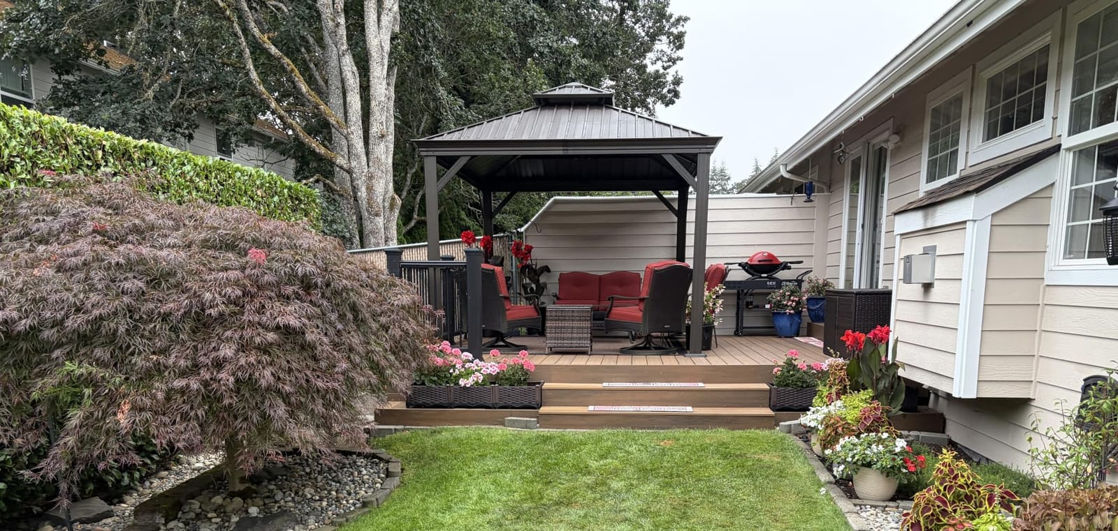 Kozyard Alexander 12' x 12' Hardtop Gazebo, Aluminum Frame customer photo 2