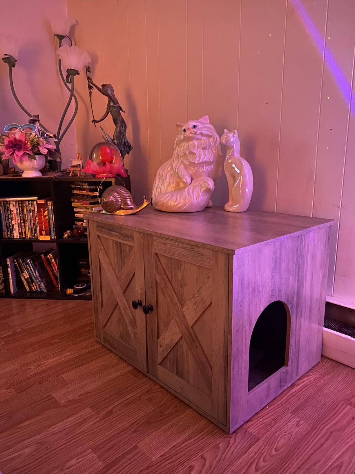 Feandrea Cat Litter Box Enclosure, End Table, 31.5 x 20.9 x 19.7 Inches customer photo 1
