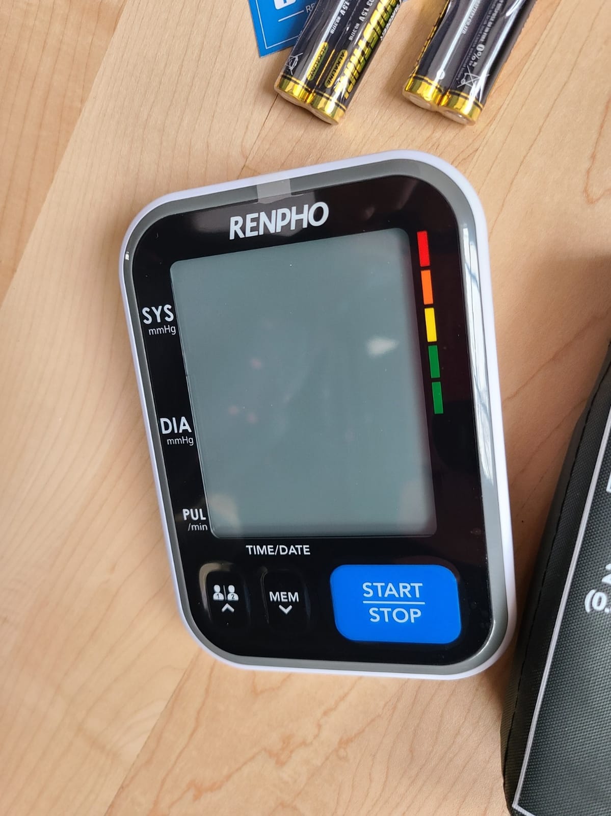 RENPHO Smart Blood Pressure Monitor, Wide Cuff, Data Storage, Bluetooth customer photo 1