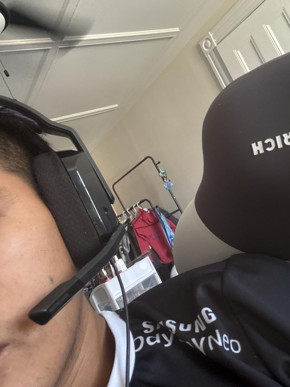Logitech G335 Wired Gaming Headset (with Flip to Mute Microphone) - Black customer photo 1
