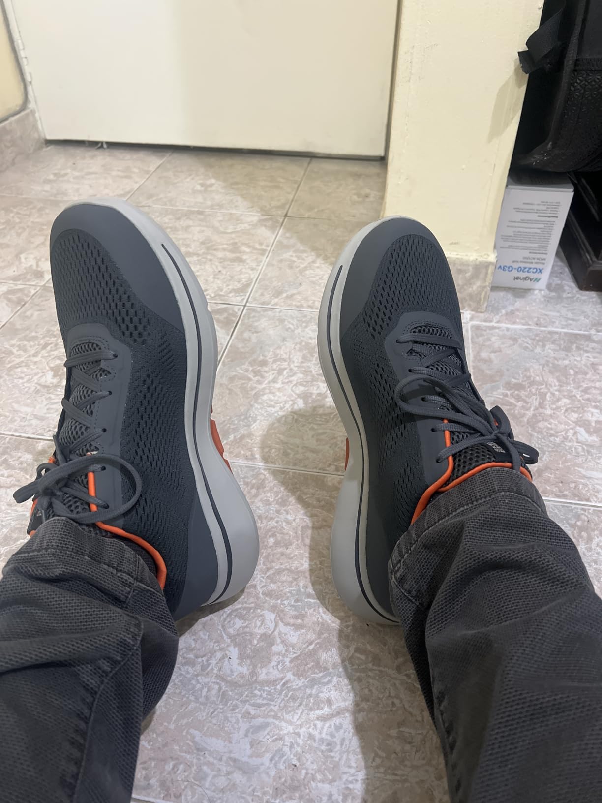 Skechers Men's Go Walk Arch Fit Mesh Lace-Up customer photo 2