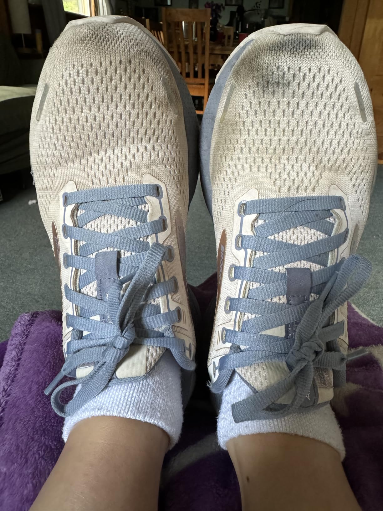 Brooks Womens Gts 22 customer photo 2