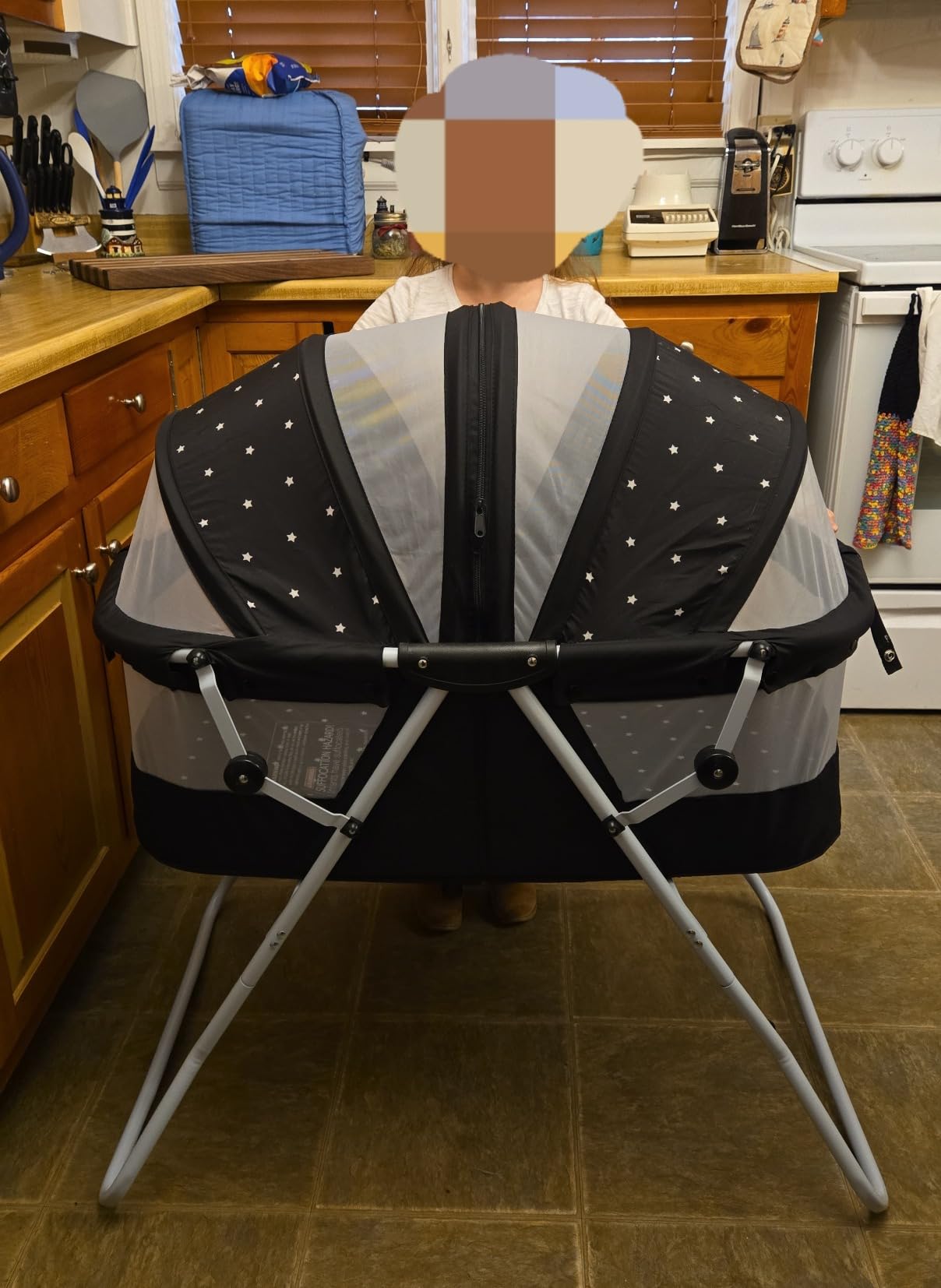 Dream On Me Karley Portable Infant Bassinet, Double Mesh Canopy, Blackwhite customer photo 2