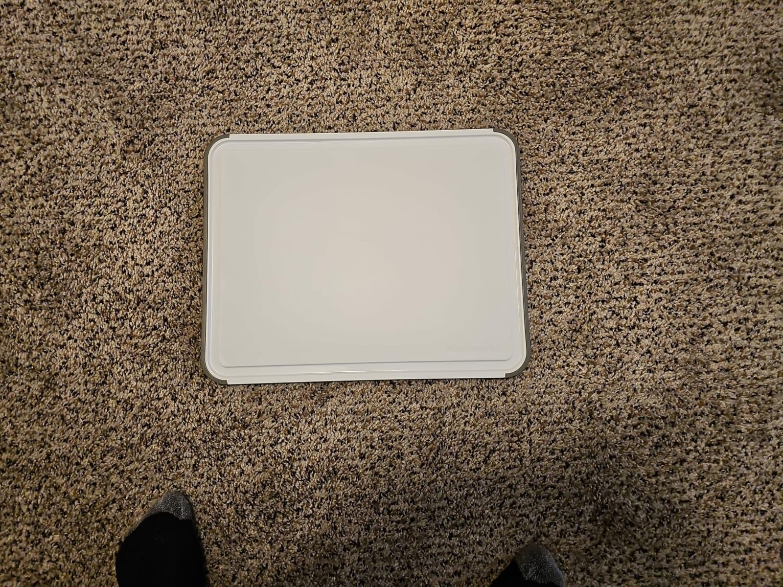 KitchenAid Classic Cutting Board with Perimeter Trench and Non Slip Edges, Dishwasher Safe, 11 inch x 14 inch, White and Gray customer photo 2