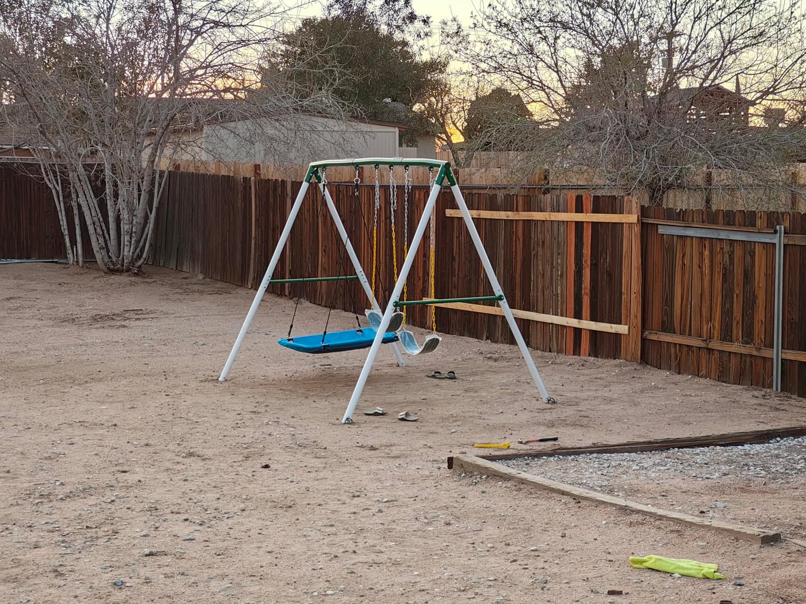 Hapfan 600lb Heavy Duty Swing Set for Outdoor Backyard with 3 Swings Black customer photo 1