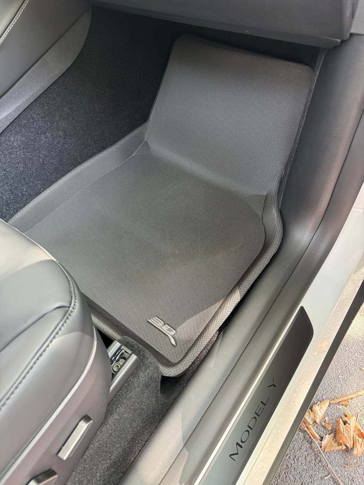 3D MAXpider Kagu Floor Mats Compatible with Tesla Model Y 2021-2025 customer photo 1