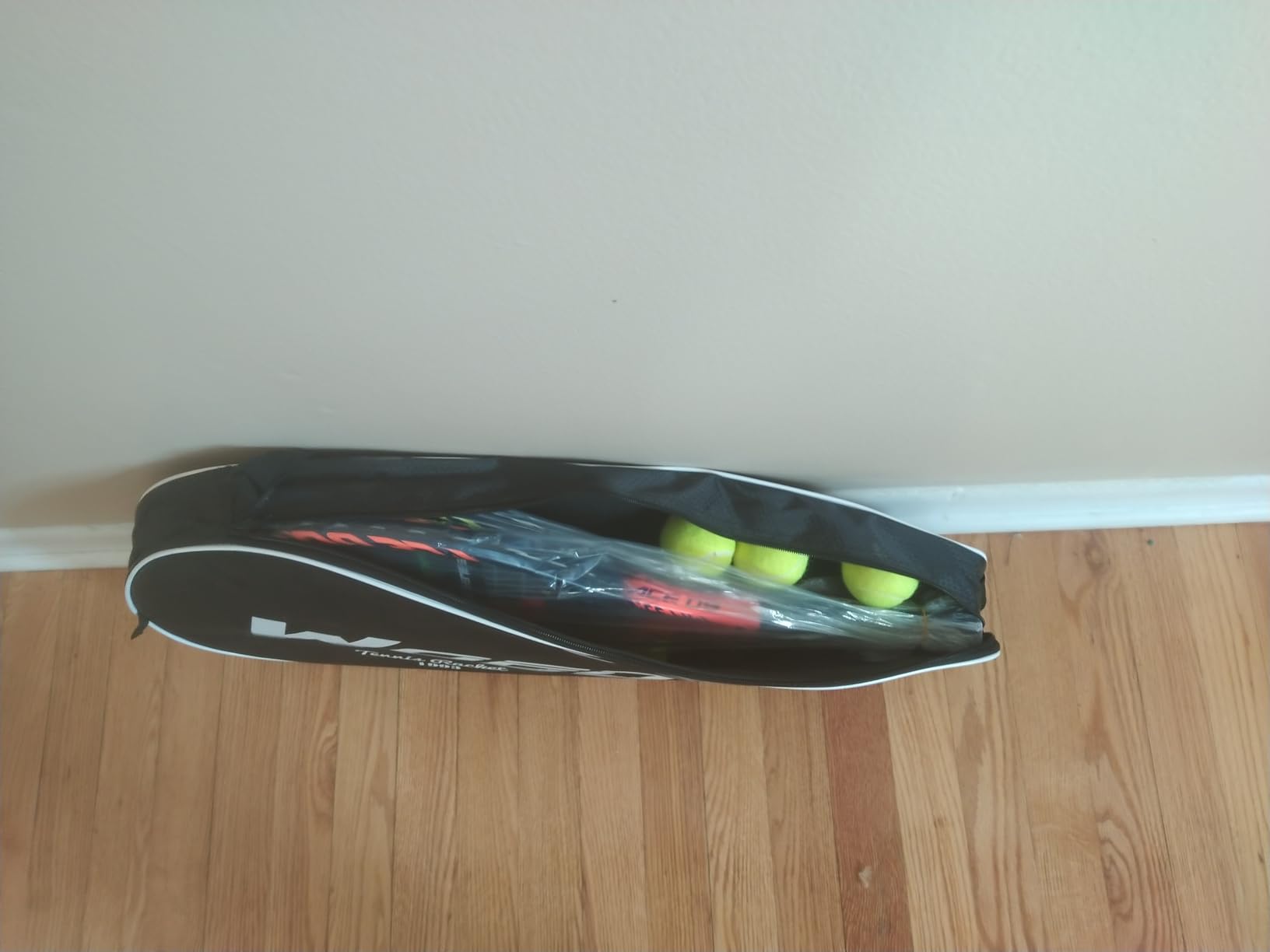 Pro Tennis Racket for Adults, 2 Player 27 inch Speed Tennis Racquet Acceptable for Beginner and Professional with 3 Tennis Balls, 2 Vibration Dampes, 2 Overgrips, Tennis Bag customer photo 2