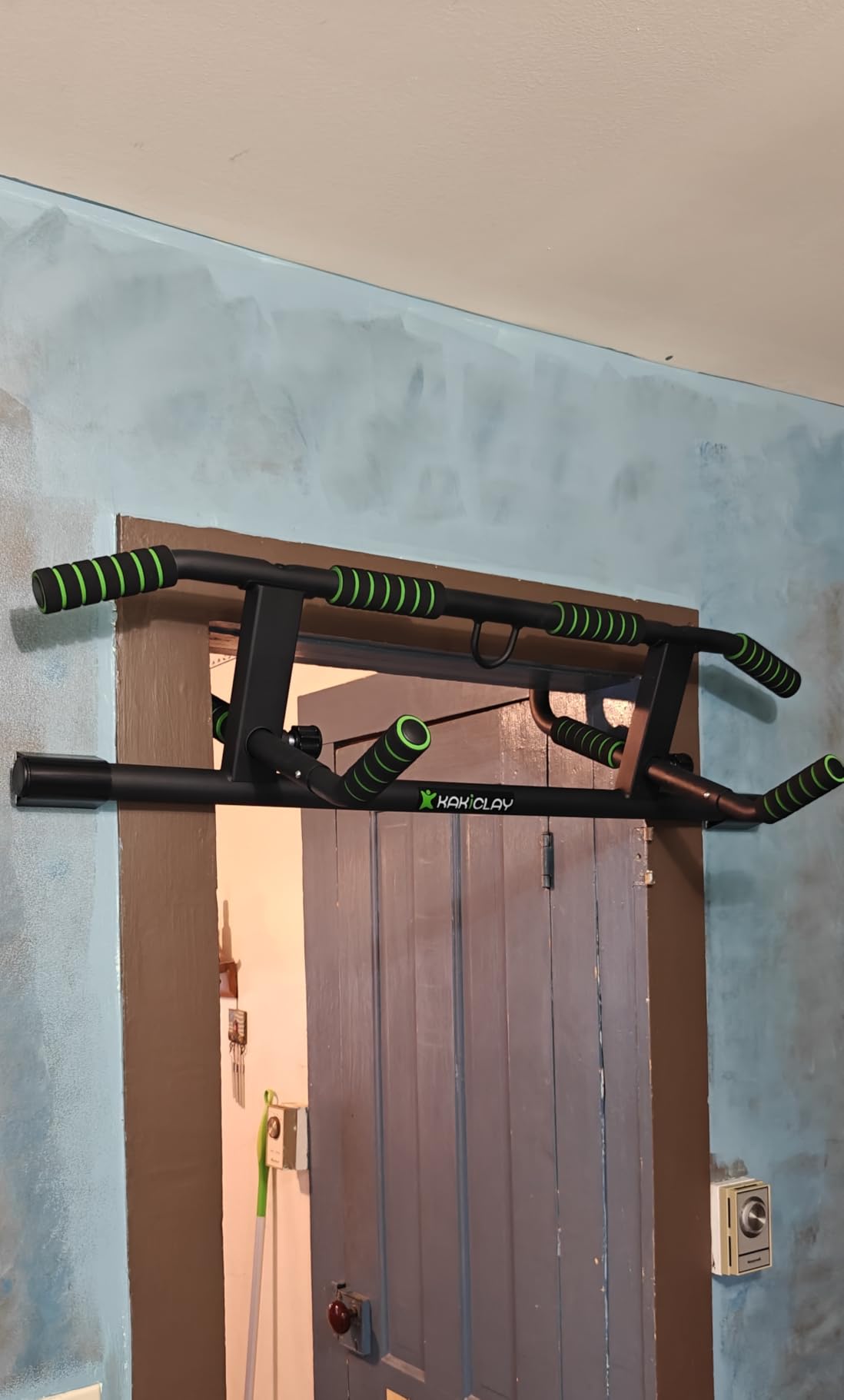 KAKICLAY 2026 Upgrade Multi-Grip Pull Up Bar with Smart Larger Hooks Technology - USA Original Patent, Designed, Shipped, Warranty customer photo 2