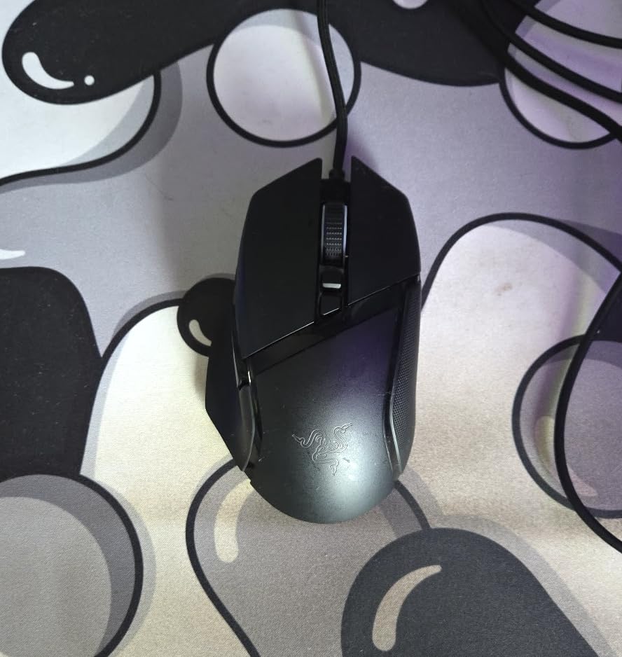 Razer Basilisk V3 Customizable RGB Wired Ergonomic Gaming Mouse, Black customer photo 1