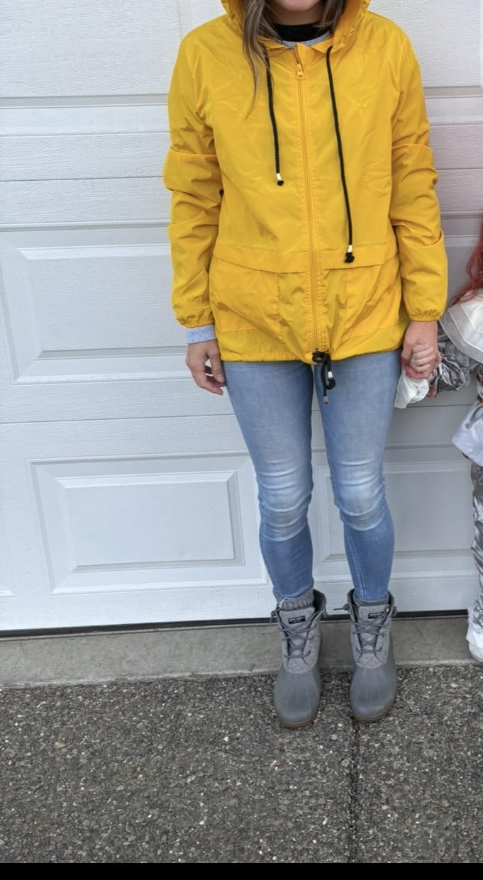 Zando Lightweight Rain Jacket Women Packable Waterproof Raincoat with Hood customer photo 1