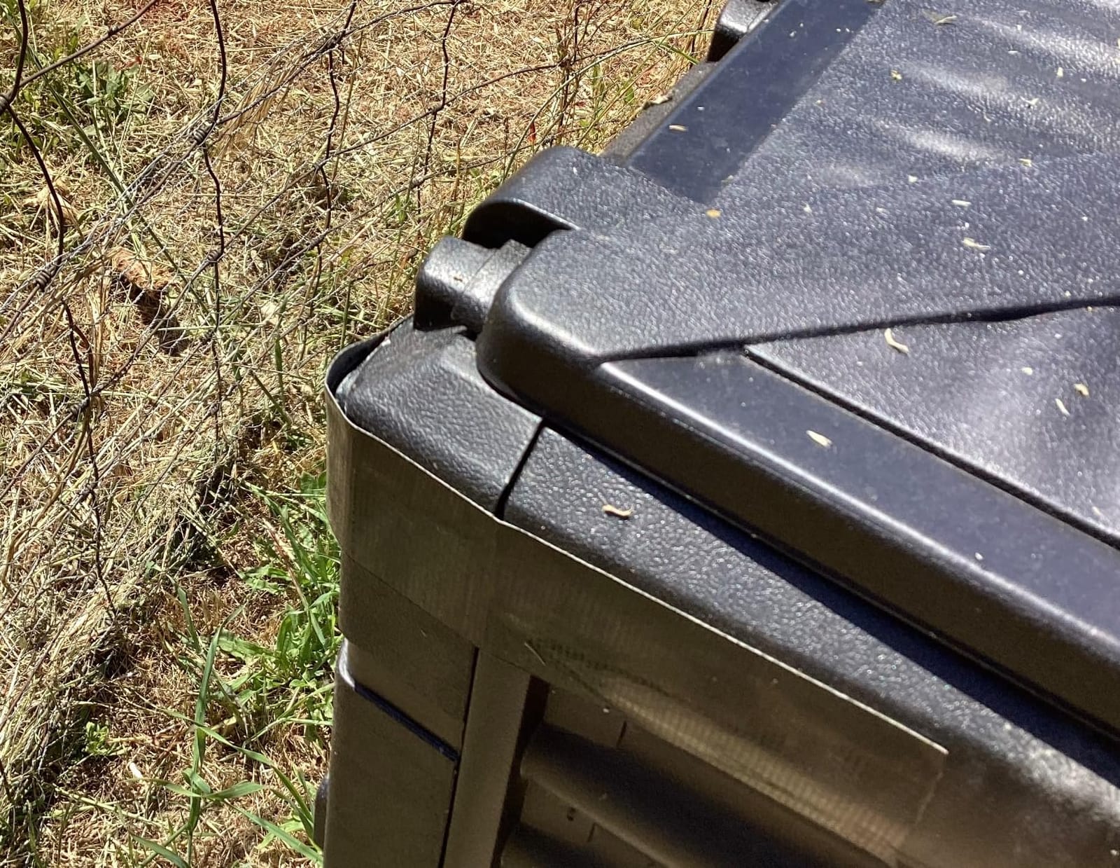 F2C 80Gal Compost Bin with Gloves, Large Outdoor Compost Box, Flip Lid & Bottom Exit Door, Aerating BPA Free Composter for Backyard Garden (Black) customer photo 2