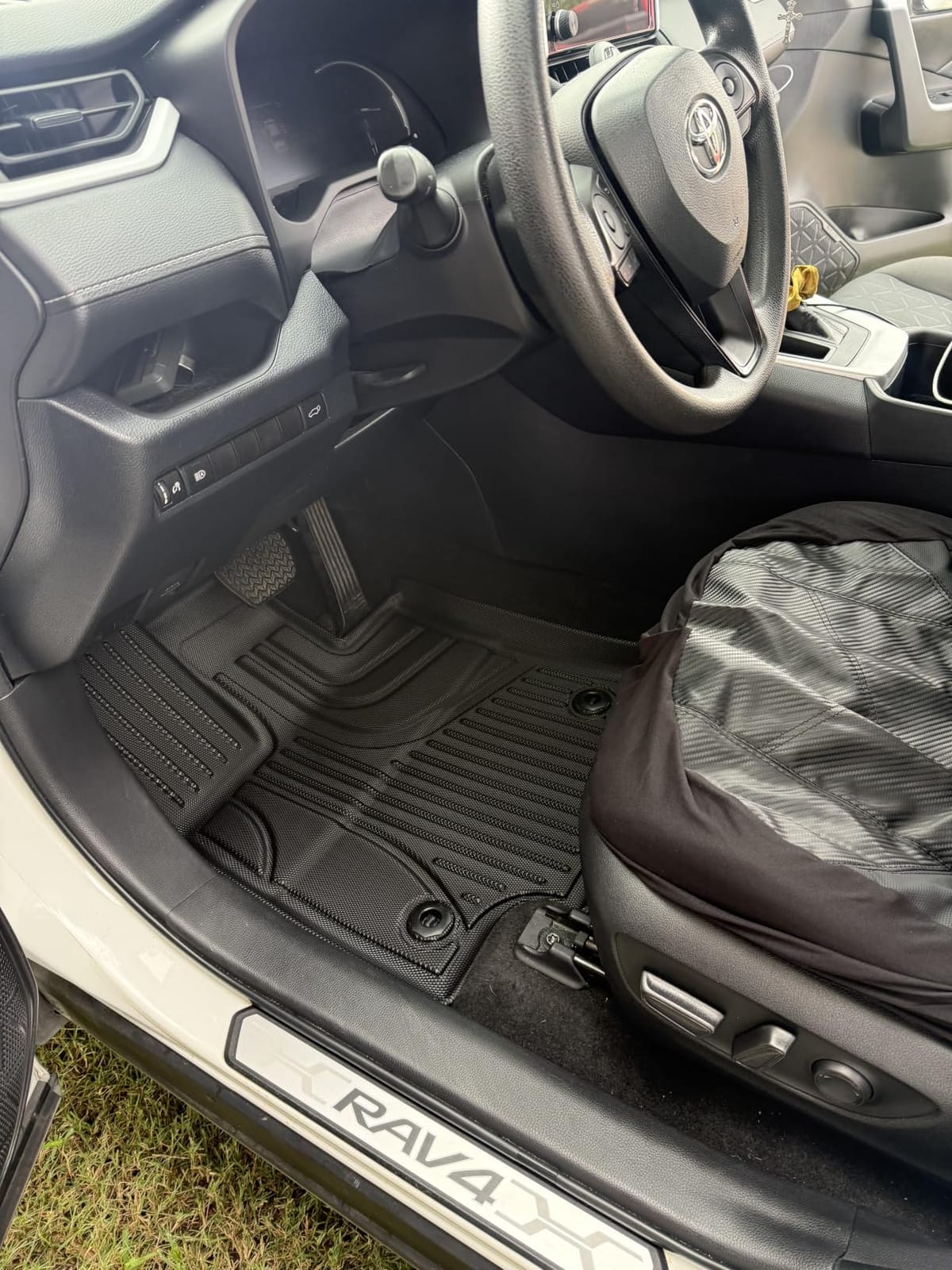 AOMSAZTO Floor Mats for Toyota RAV4 2019-2025 (Not for Hybrid or 2026) customer photo 1