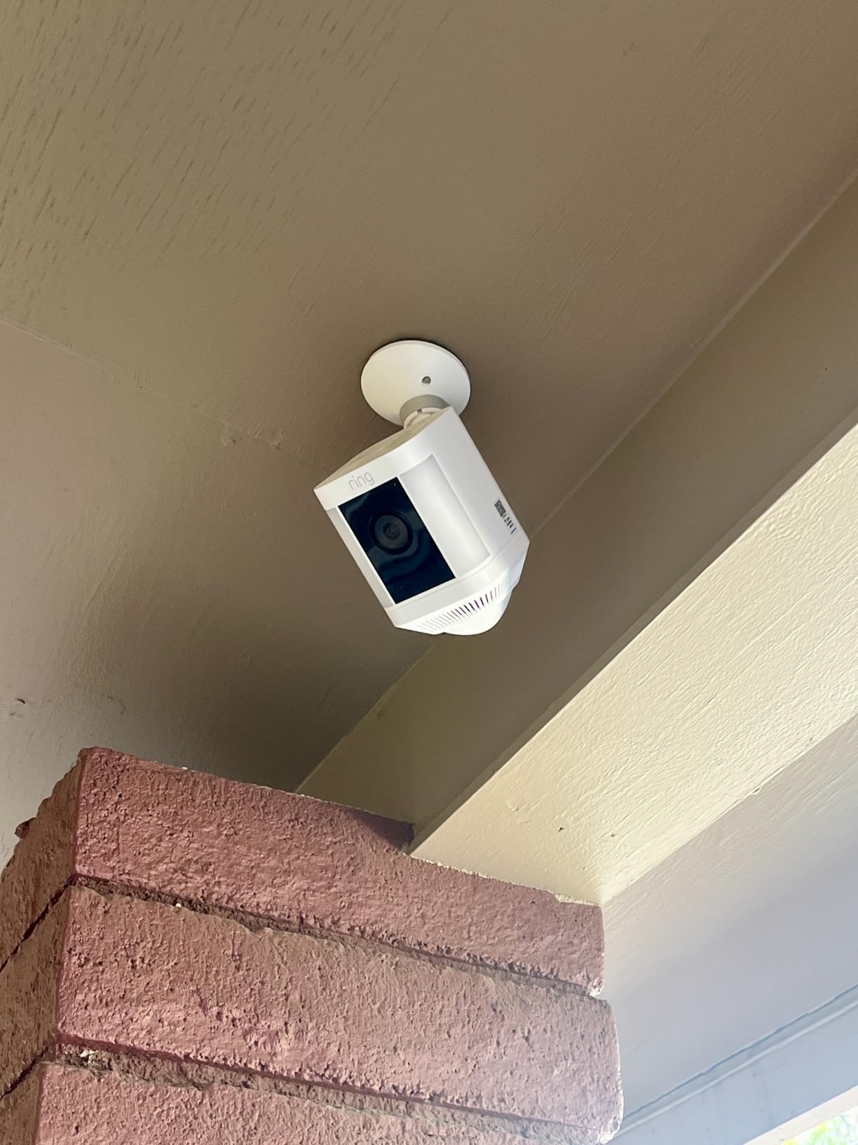 Ring Spotlight Cam Plus, Battery, Home or business security with HD video, Two-Way Talk, Color Night Vision, and Security Siren, Black customer photo 1