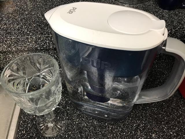 PUR 7-Cup Water Filter Pitcher, Includes 1 Genuine PUR Filter, White customer photo 2