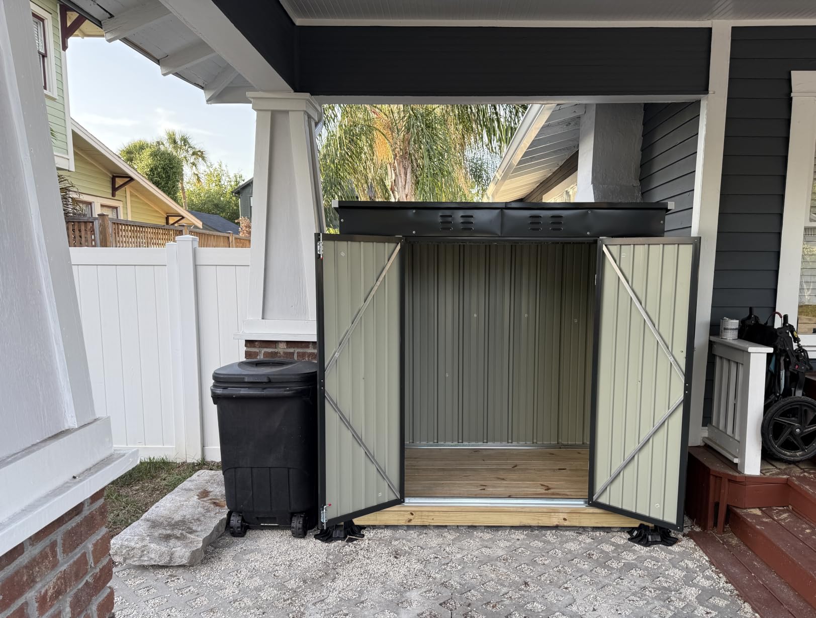 Bealife 6' x 4' Outdoor Storage Shed,Metal Shed Lockable Door - Dark Gray customer photo 2