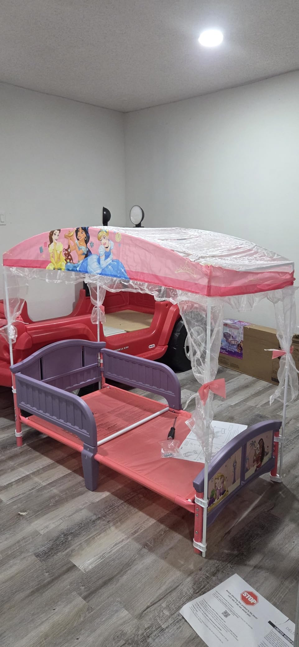 Delta Children Canopy Toddler Bed, Disney Princess customer photo 2