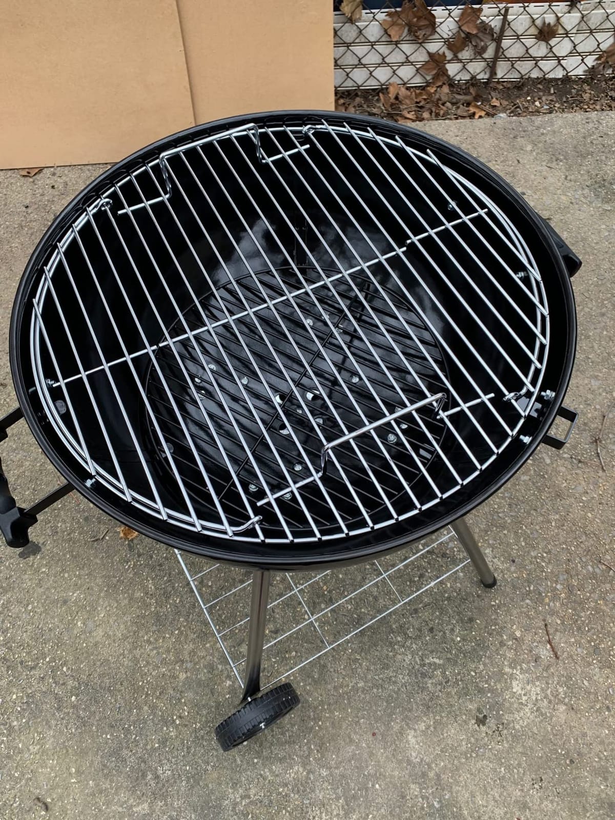 Captiva Designs 22-inch Kettle Charcoal Barbecue Grill Outdoor Cooking customer photo 2