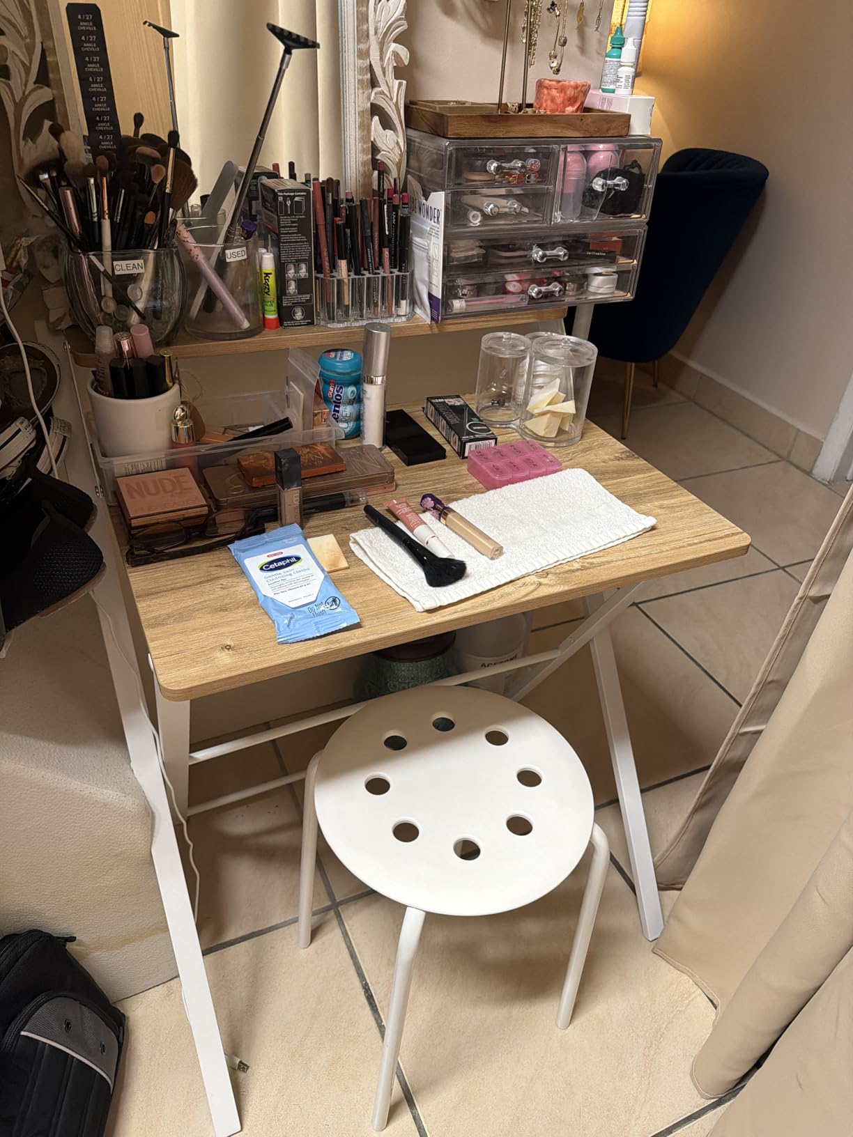 GreenForest Folding Desk No Assembly, Sturdy Computer Desk for Small Spaces customer photo 1