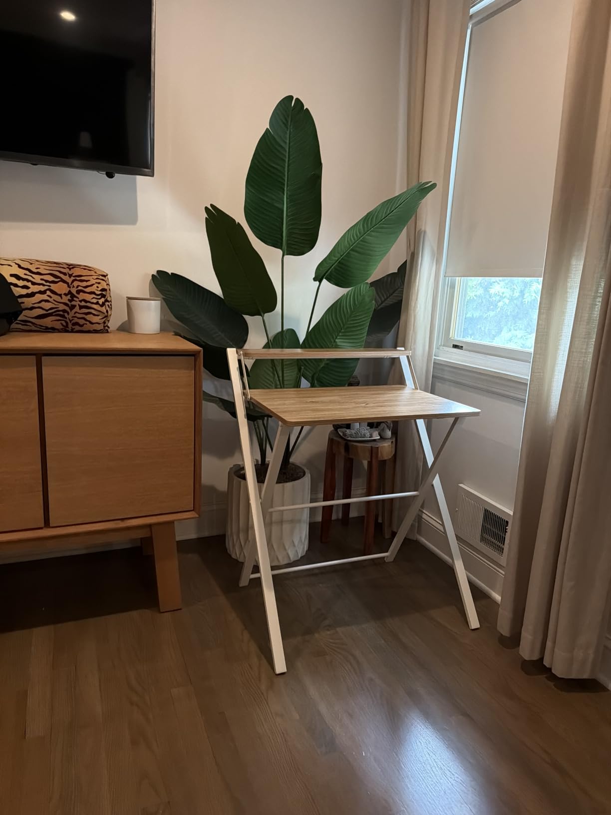 GreenForest Folding Desk No Assembly, Sturdy Computer Desk for Small Spaces customer photo 2