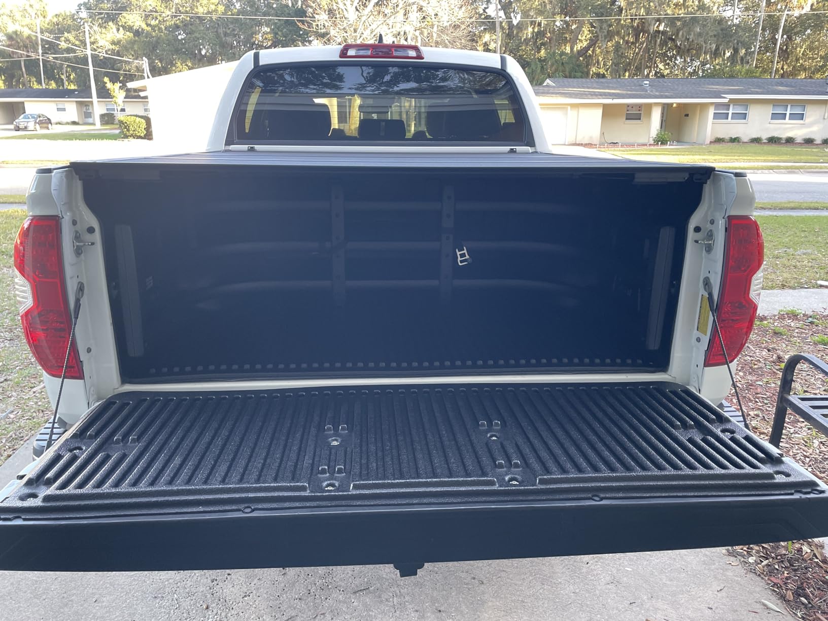 RealTruck BAK BAKFlip MX4 Hard Folding Truck Bed Tonneau Cover | 448440 | Fits 2022-2026 Toyota Tundra 5' 7