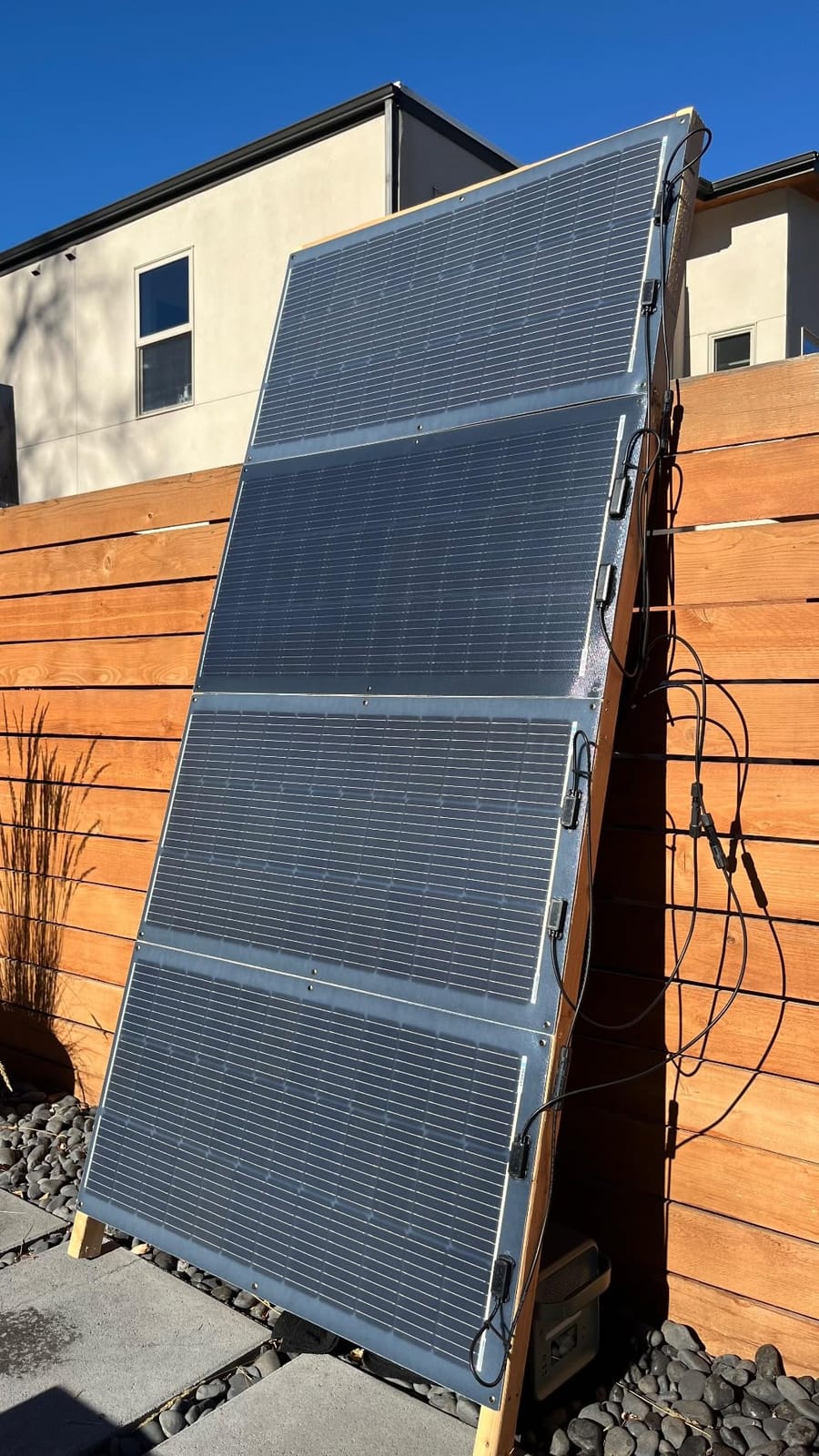 Renogy Flexible Solar Panel 100 Watt, 240° Ultra Flex Bendable customer photo 1