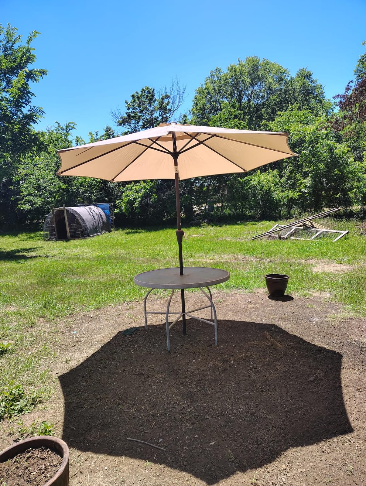 JEAREY 9FT Outdoor Patio Umbrella, Market Umbrella, Beige customer photo 2