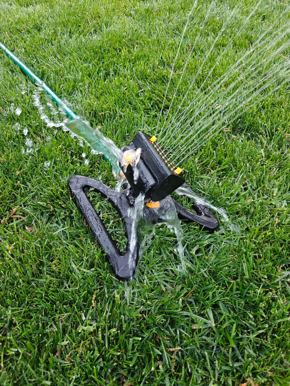 Melnor MiniMax Turbo Sprinkler, 4000 Sq Ft: 360°, Flow, Width, Range Adjust customer photo 2