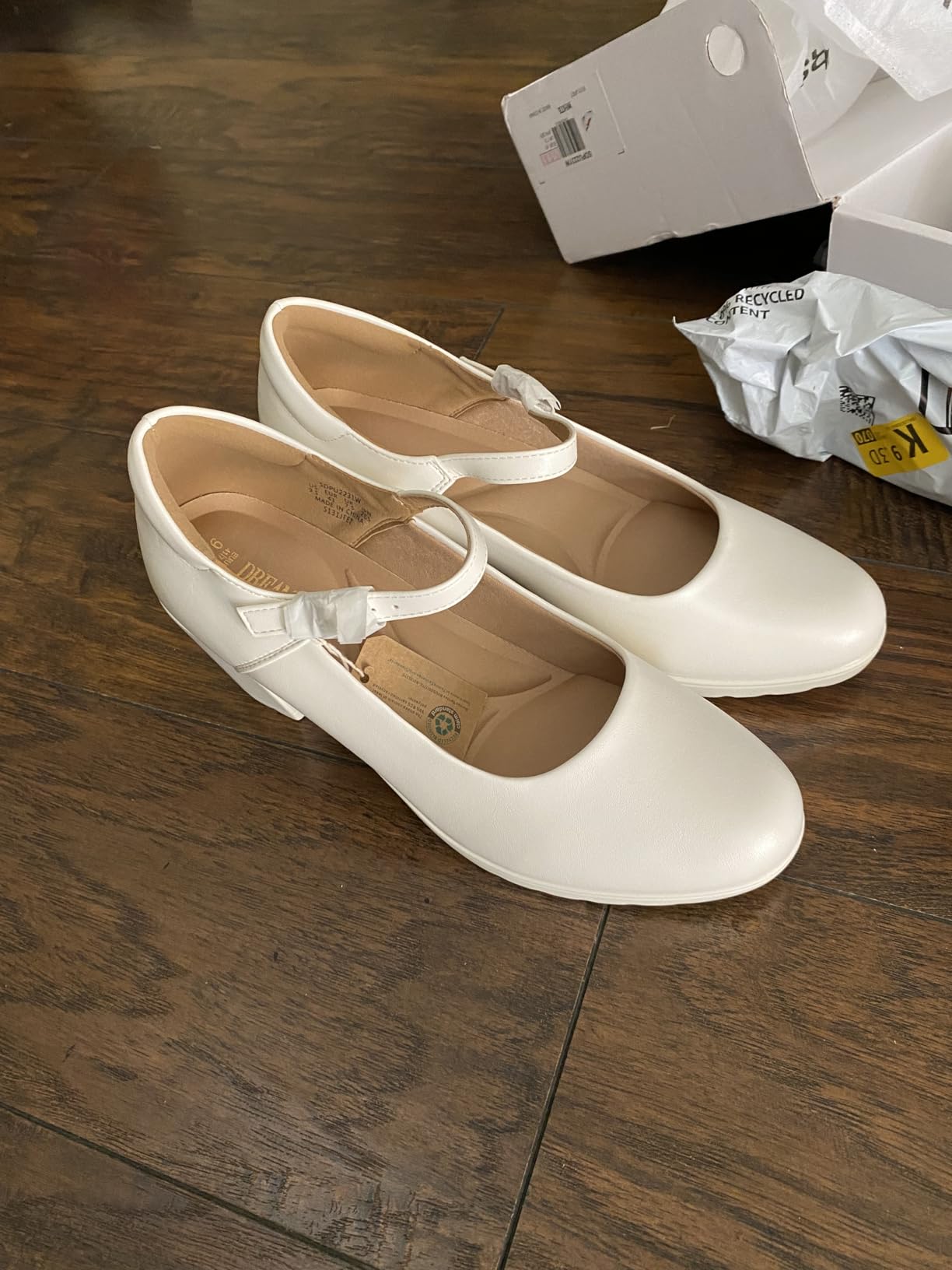 DREAM PAIRS Mary Jane Arch Support Heels customer photo 2