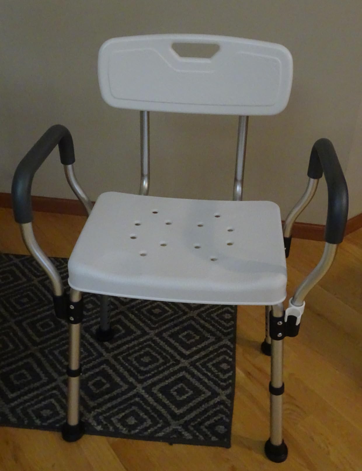 Sangohe Shower Chair, Heavy Duty Shower Seat with Back, Arms, Adjustable Height, Ideal for Bathtub, Handicap, Elderly, 796C customer photo 1